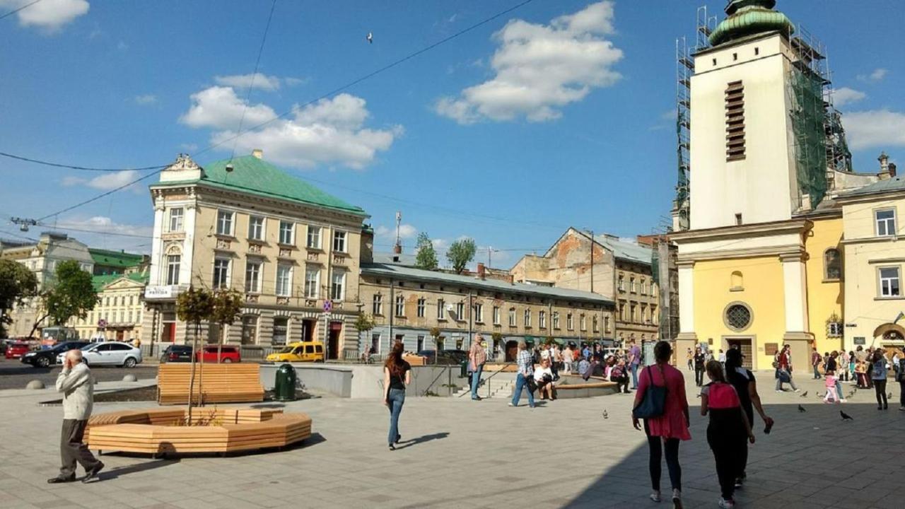 Mini Economy Apartments- Filatova 10 Lviv Exteriör bild